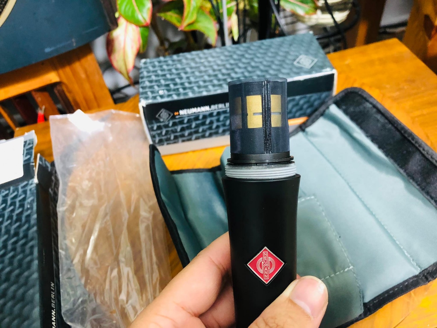 Neumann KMS 105 - Chuyên dùng cho nhà thờ